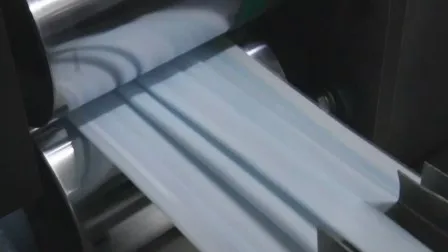 Surgical/Type Iir/Medical/Protective/Safety/Nonwoven 3ply/4ply Disposable Face Mask with Elastic Ear-Loops/Tie-on